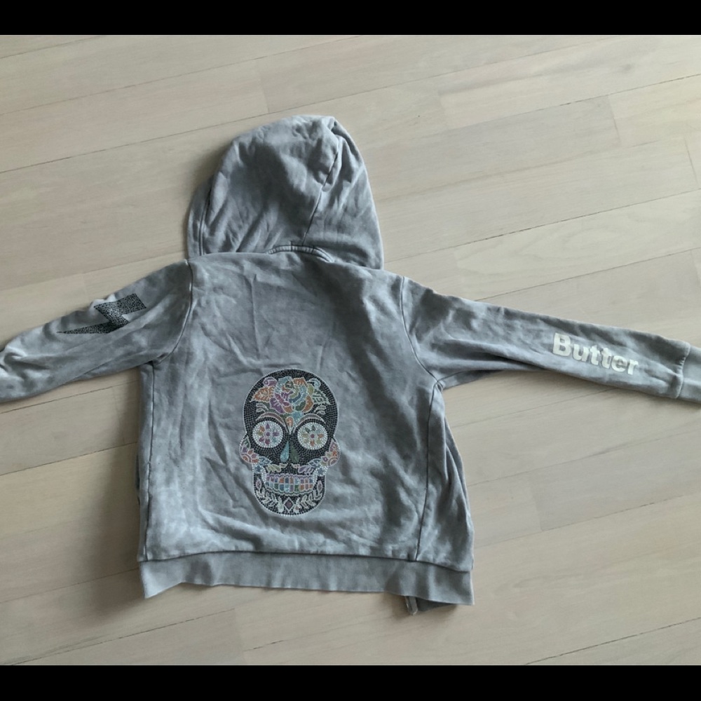 Light Grey Butter Zip-up